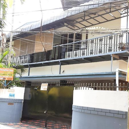 Paradise Inn Guest House Alappuzha Dış mekan fotoğraf