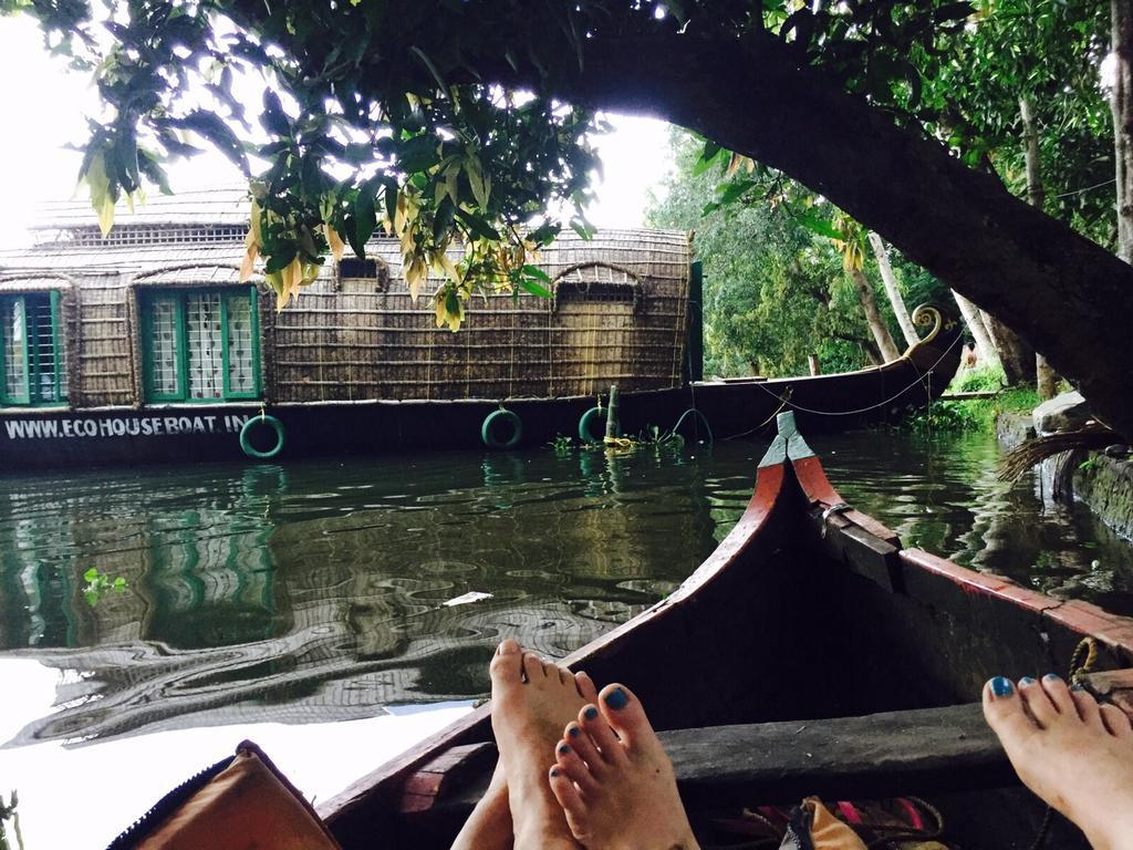 Paradise Inn Guest House Alappuzha Dış mekan fotoğraf