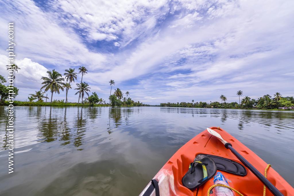 Paradise Inn Guest House Alappuzha Dış mekan fotoğraf