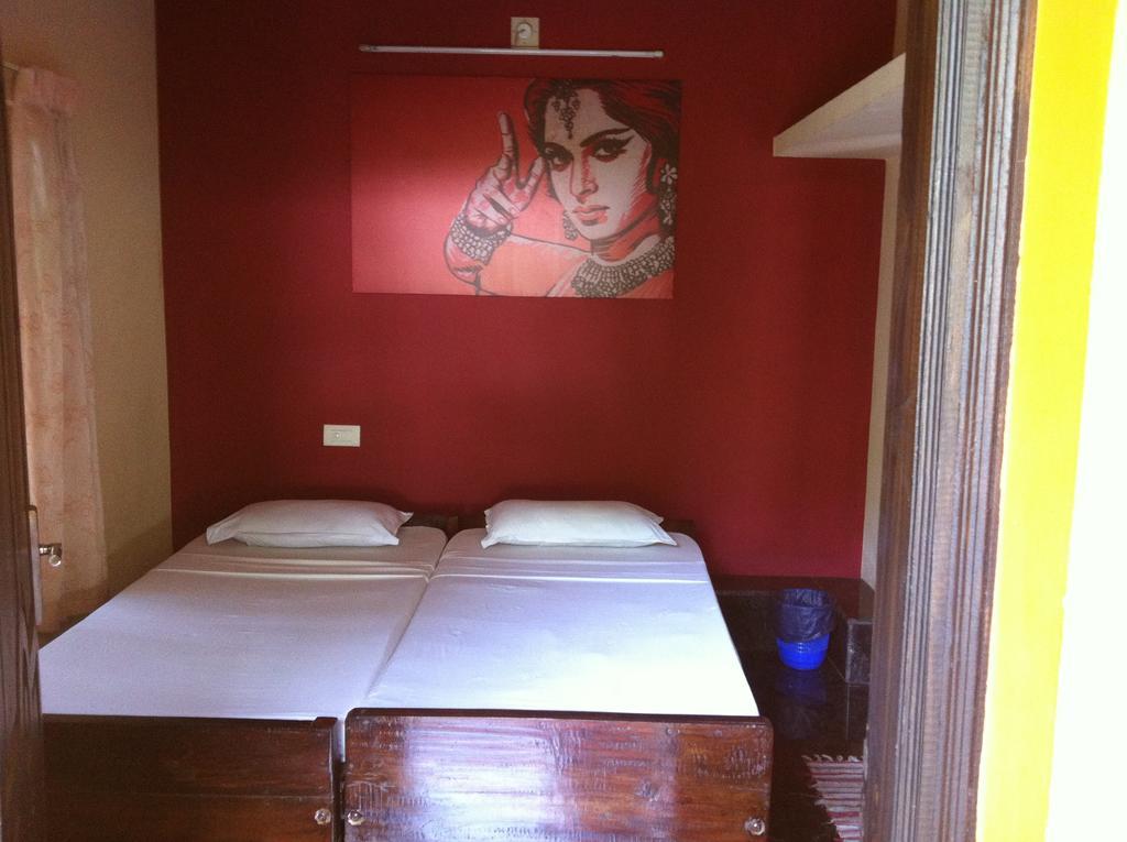 Paradise Inn Guest House Alappuzha Dış mekan fotoğraf